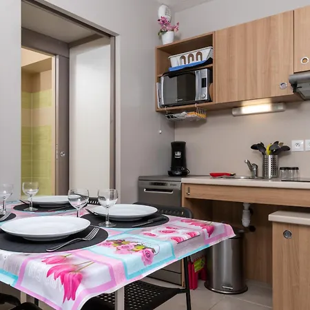Plages De Sable Fin, Piscine, Hammam, Tennis Lesclesdenicole Apartment *
