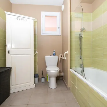 Plages De Sable Fin, Piscine, Hammam, Tennis Lesclesdenicole Apartment *
